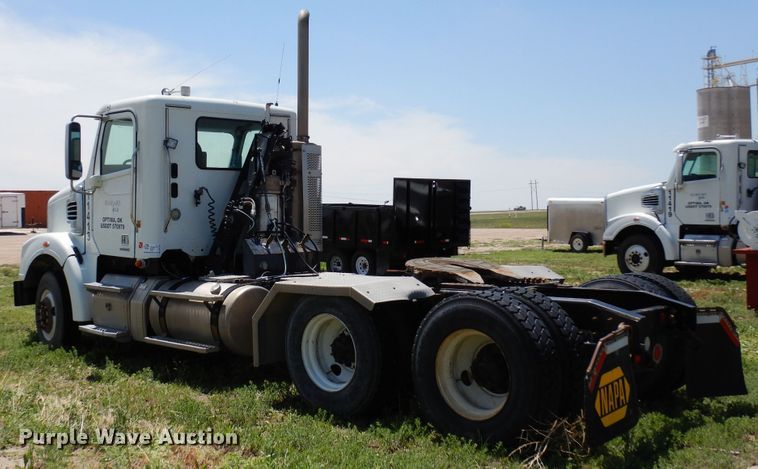 image for item DR1216 2013 Freightliner Coronado  semi truck