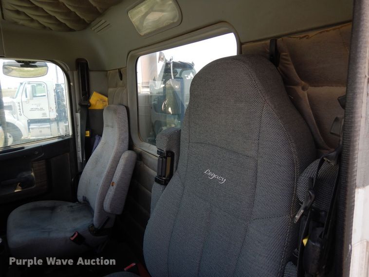 image for item DR1216 2013 Freightliner Coronado  semi truck