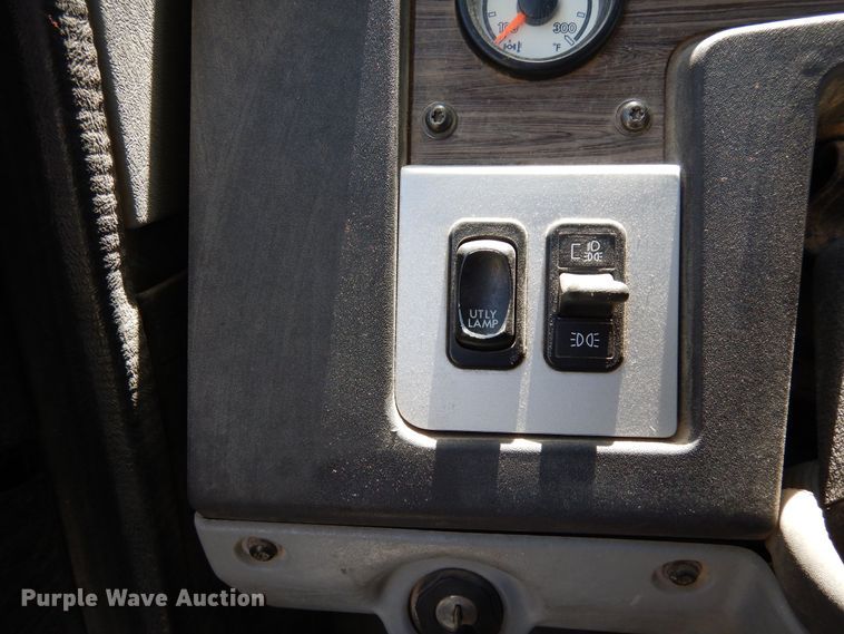 image for item DR1216 2013 Freightliner Coronado  semi truck