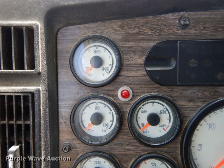 image for item DR1216 2013 Freightliner Coronado  semi truck