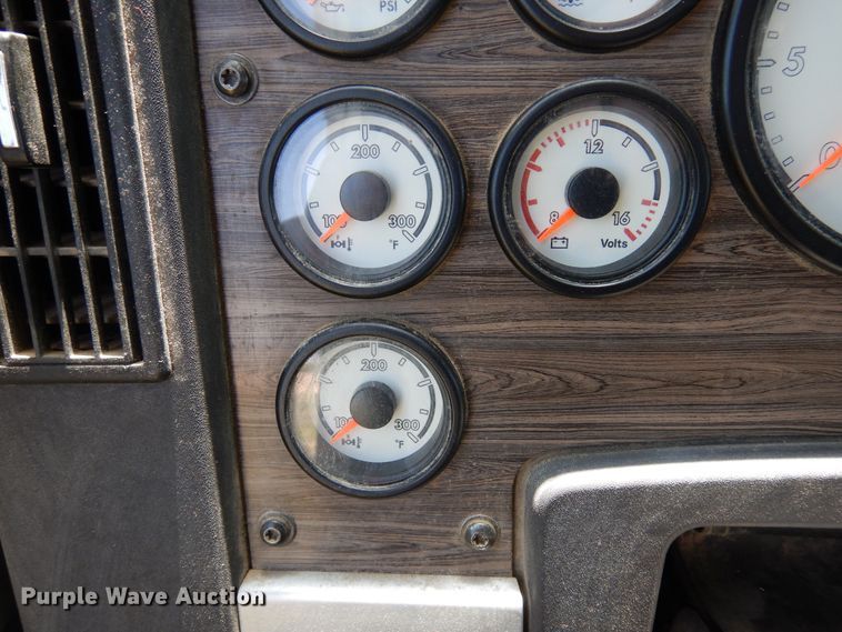 image for item DR1216 2013 Freightliner Coronado  semi truck