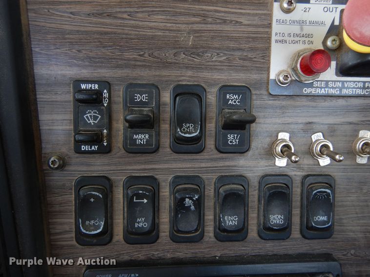 image for item DR1216 2013 Freightliner Coronado  semi truck