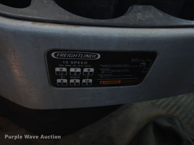 image for item DR1216 2013 Freightliner Coronado  semi truck