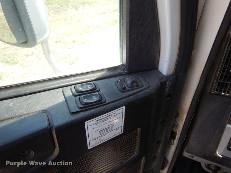 image for item DR1216 2013 Freightliner Coronado  semi truck