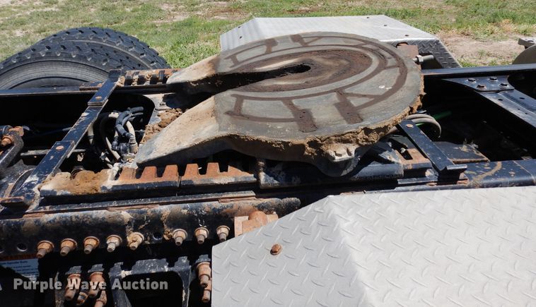 image for item DR1216 2013 Freightliner Coronado  semi truck