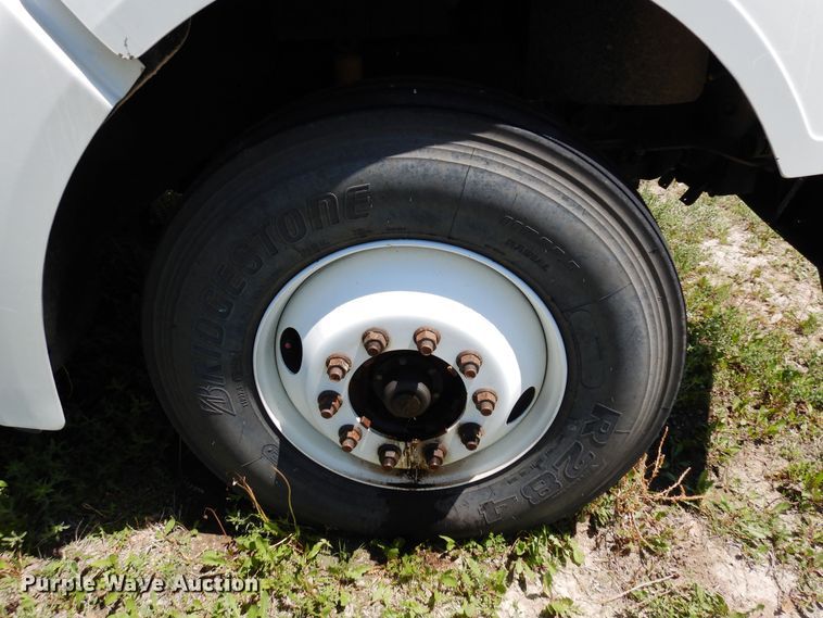 image for item DR1216 2013 Freightliner Coronado  semi truck