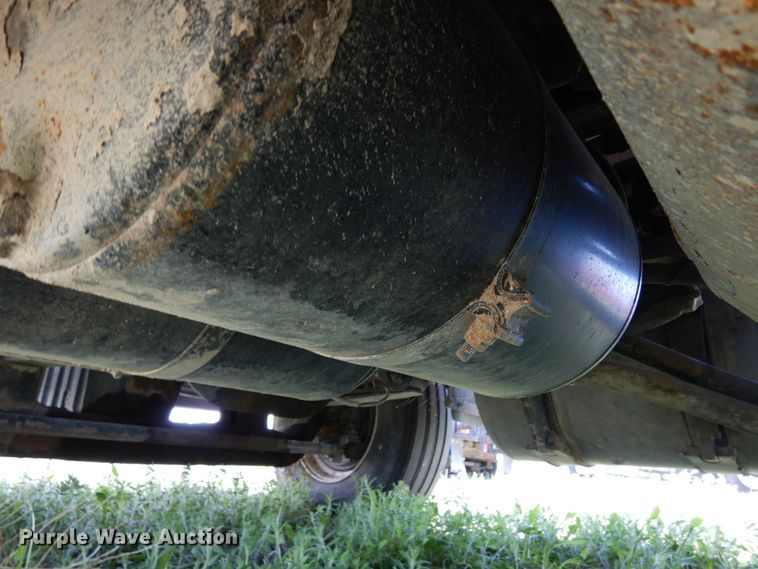 image for item DR1216 2013 Freightliner Coronado  semi truck