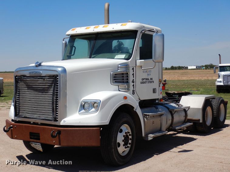 image for item DR1217 2013 Freightliner Coronado  semi truck