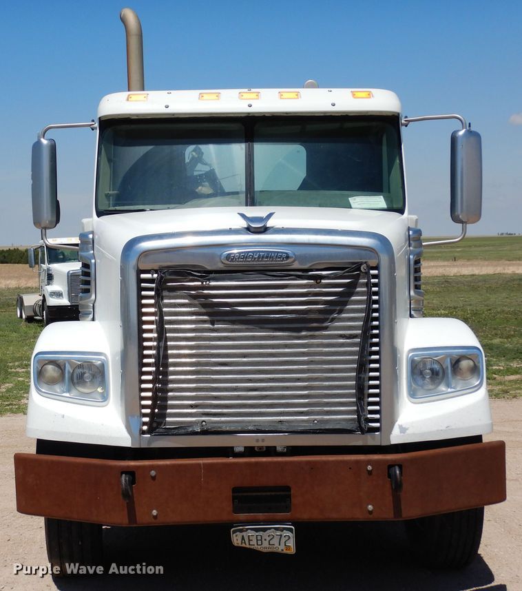 image for item DR1217 2013 Freightliner Coronado  semi truck
