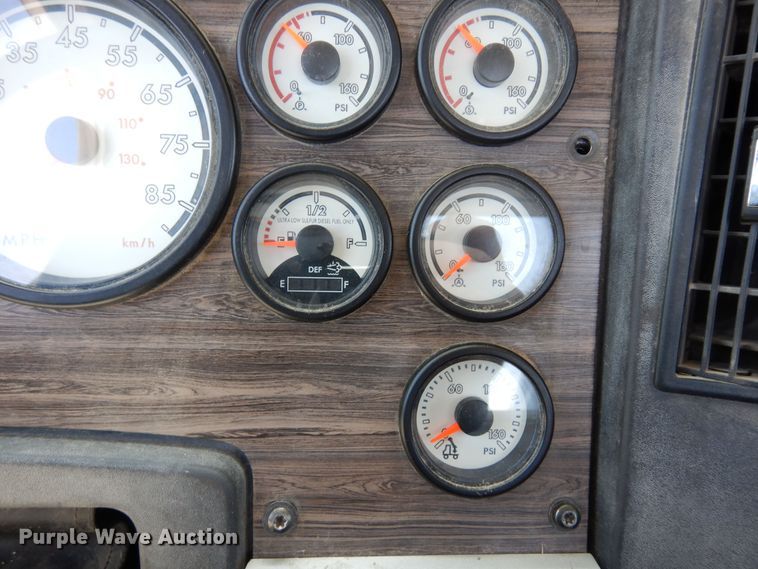 image for item DR1217 2013 Freightliner Coronado  semi truck