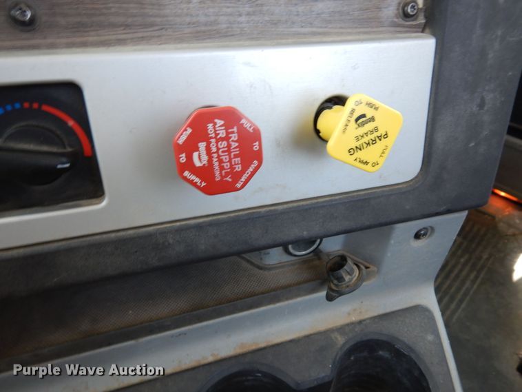 image for item DR1217 2013 Freightliner Coronado  semi truck