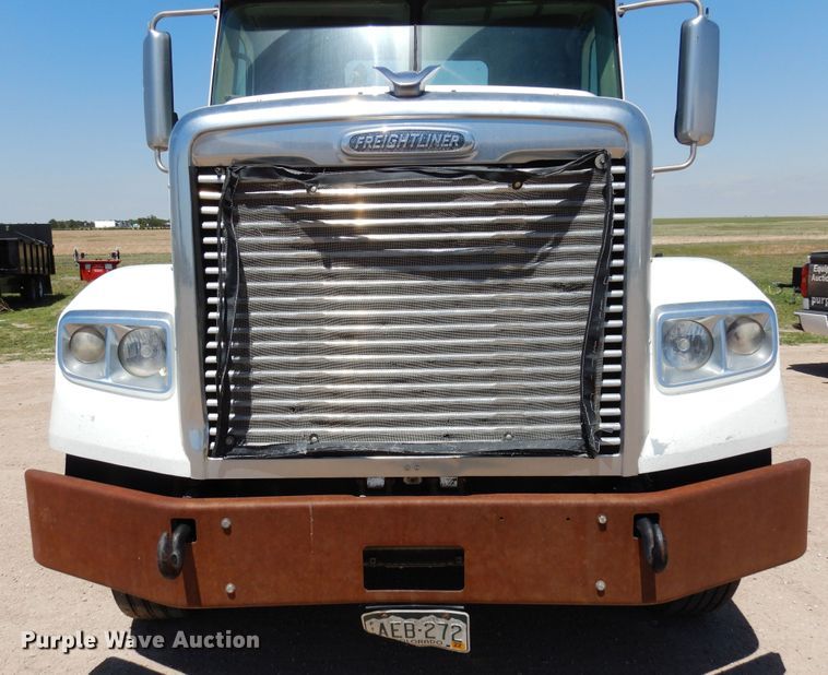 image for item DR1217 2013 Freightliner Coronado  semi truck