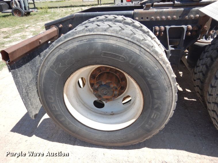 image for item DR1217 2013 Freightliner Coronado  semi truck