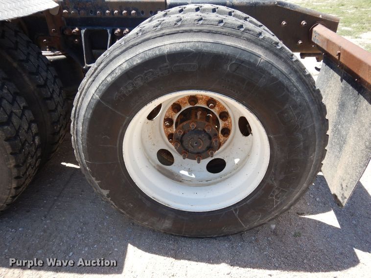 image for item DR1217 2013 Freightliner Coronado  semi truck