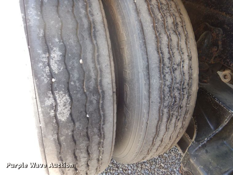 image for item DS8057 1969 Fruehauf  tank trailer