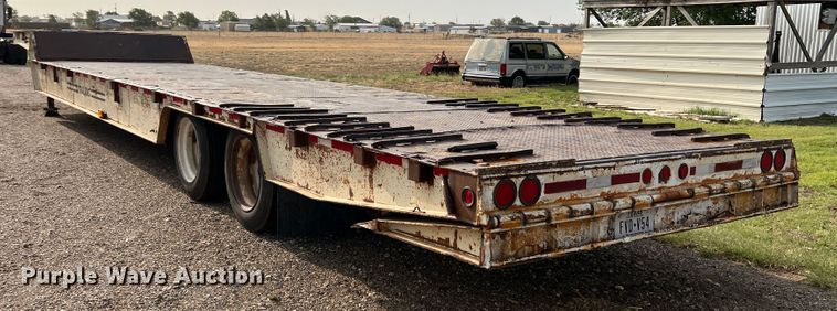 image for item DS8299 1996 Trail King TK70HT-462  drop deck equipment trailer