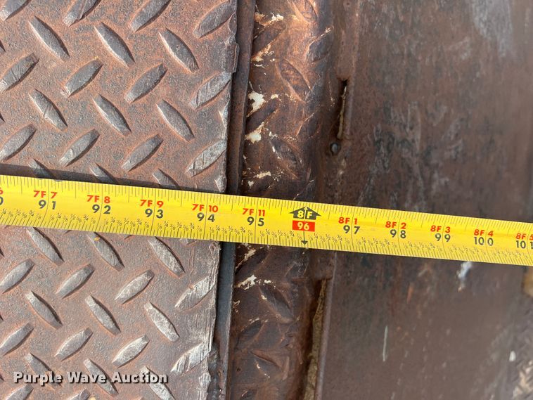 image for item DS8299 1996 Trail King TK70HT-462  drop deck equipment trailer