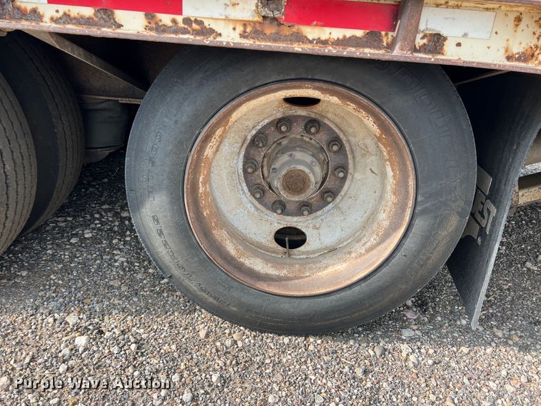 image for item DS8299 1996 Trail King TK70HT-462  drop deck equipment trailer