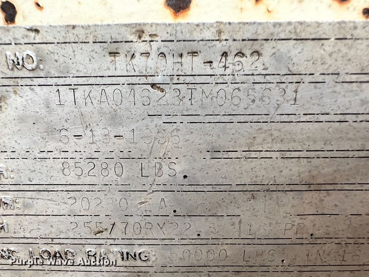 image for item DS8299 1996 Trail King TK70HT-462  drop deck equipment trailer