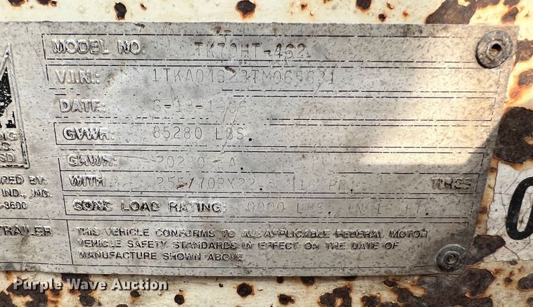 image for item DS8299 1996 Trail King TK70HT-462  drop deck equipment trailer