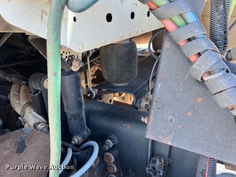 image for item DS8311 2011 Freightliner Coronado  semi truck