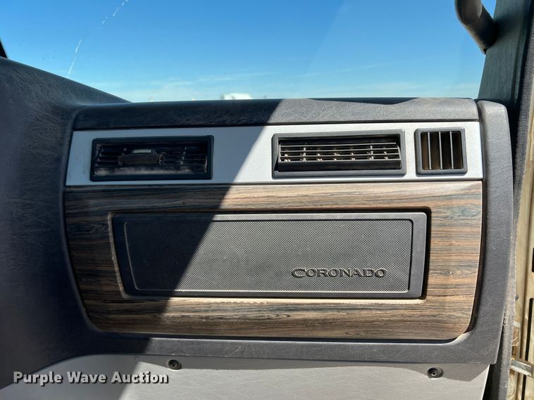 image for item DS8311 2011 Freightliner Coronado  semi truck