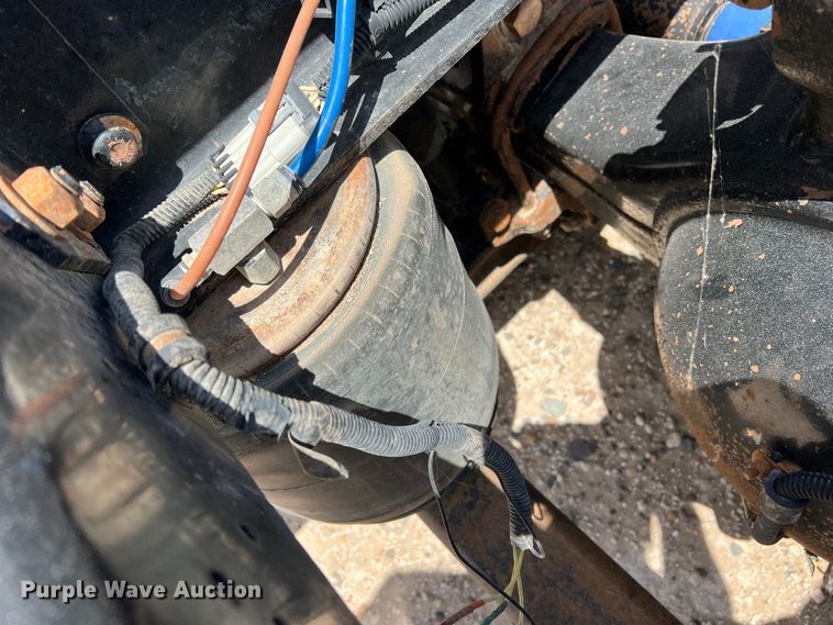 image for item DS8319 2008 Freightliner FLD  semi truck