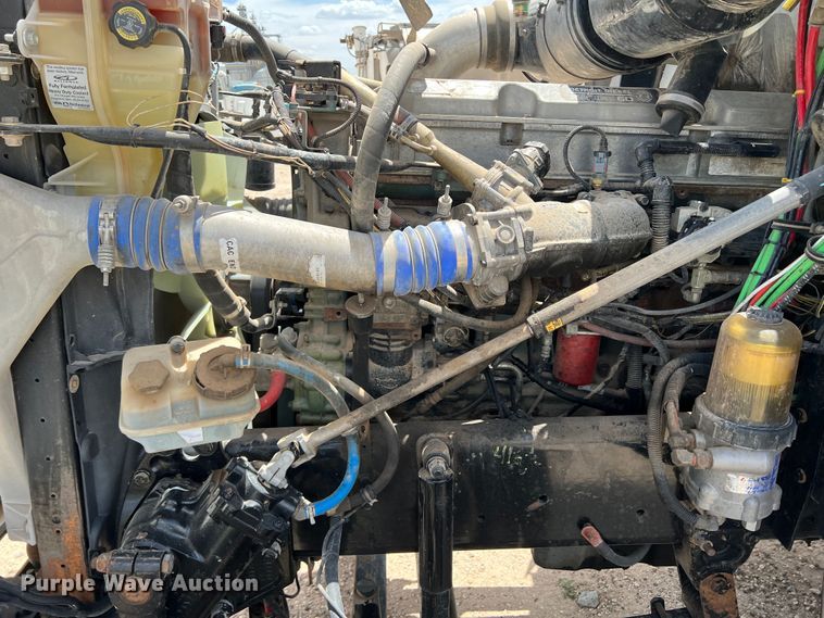 image for item DS8319 2008 Freightliner FLD  semi truck