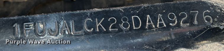 image for item DS8319 2008 Freightliner FLD  semi truck