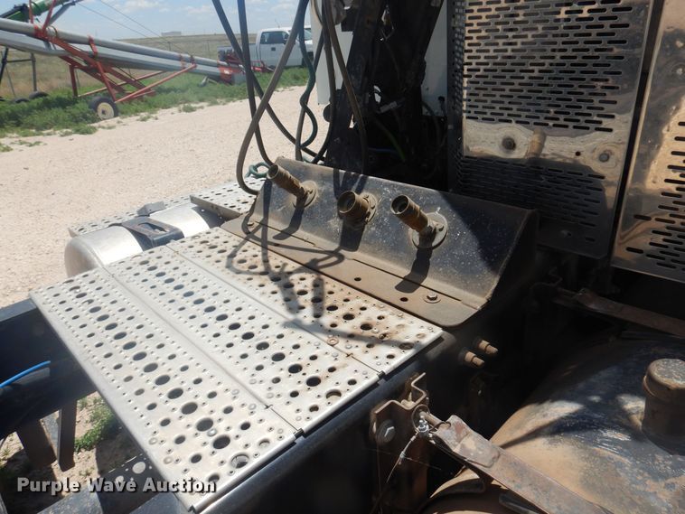 image for item DS8331 2011 Freightliner Coronado  semi truck