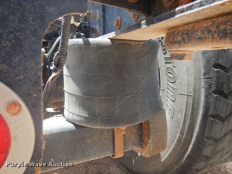 image for item DS8331 2011 Freightliner Coronado  semi truck