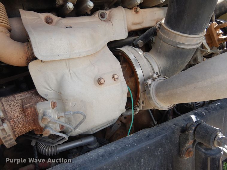 image for item DS8331 2011 Freightliner Coronado  semi truck