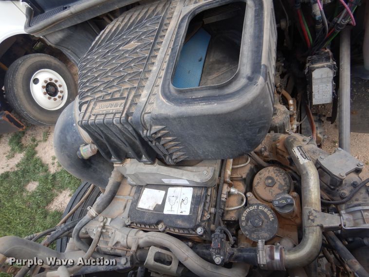 image for item DS8331 2011 Freightliner Coronado  semi truck