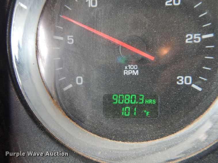 image for item DS8348 2012 Kenworth T800  semi truck