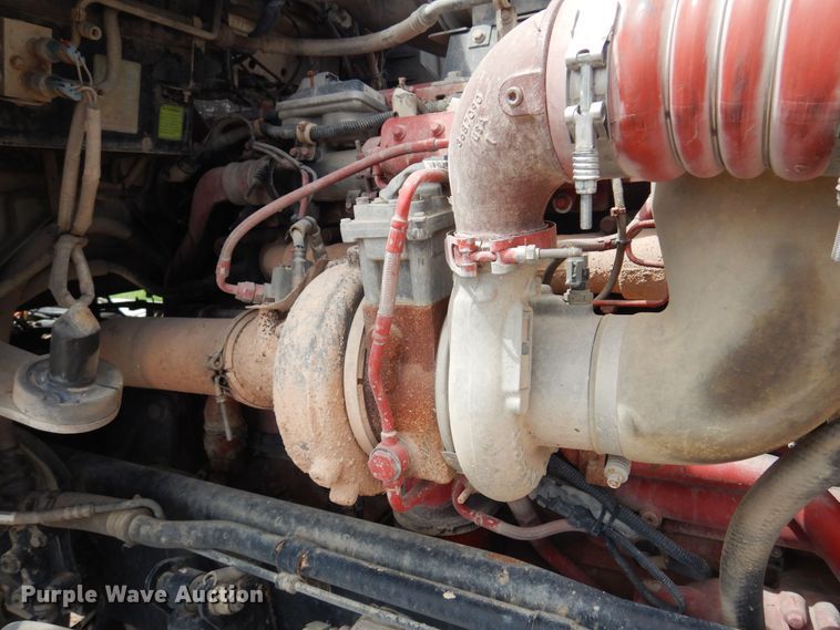 image for item DS8348 2012 Kenworth T800  semi truck