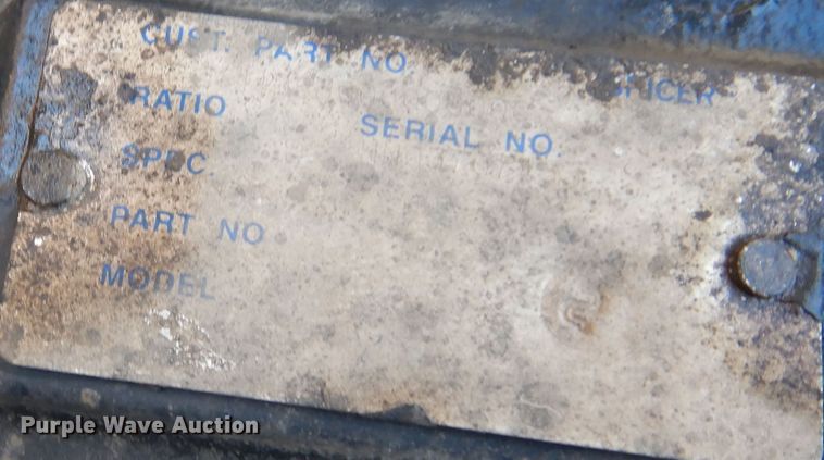 image for item EY9813 2012 Peterbilt 348  truck cab and chassis