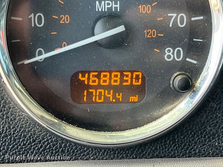 image for item HL9161 2015 Peterbilt 389  semi truck