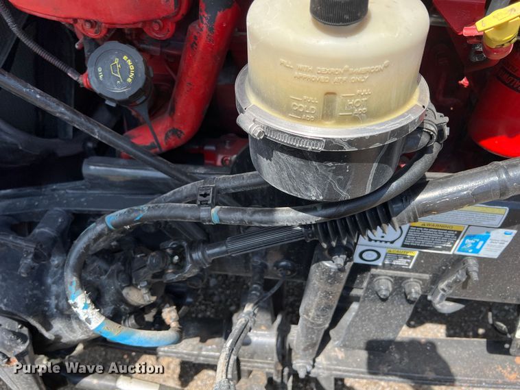 image for item HL9161 2015 Peterbilt 389  semi truck