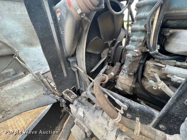 image for item HL9199 1996 Kenworth T800  semi truck