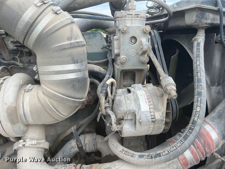 image for item HL9199 1996 Kenworth T800  semi truck