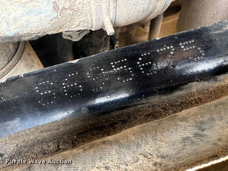 image for item HL9199 1996 Kenworth T800  semi truck