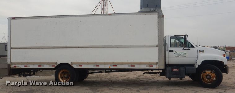 image for item HU9409 1997 Chevrolet C6500  box truck