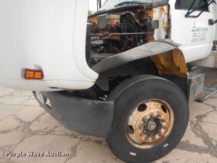 image for item HU9409 1997 Chevrolet C6500  box truck