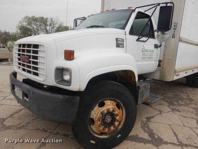 image for item HU9409 1997 Chevrolet C6500  box truck