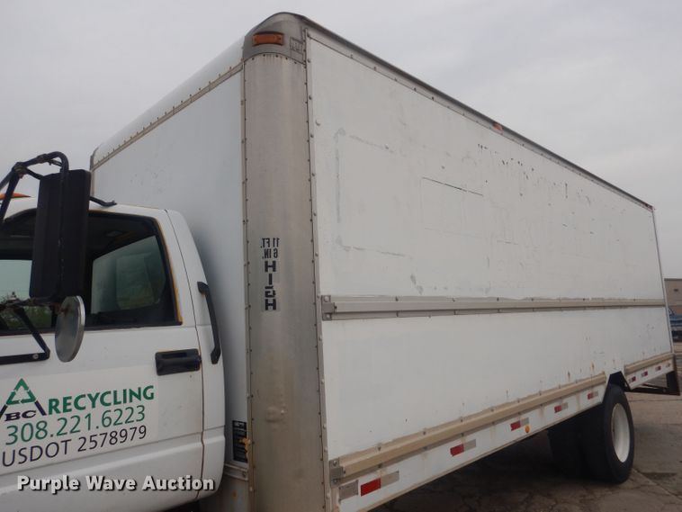 image for item HU9409 1997 Chevrolet C6500  box truck