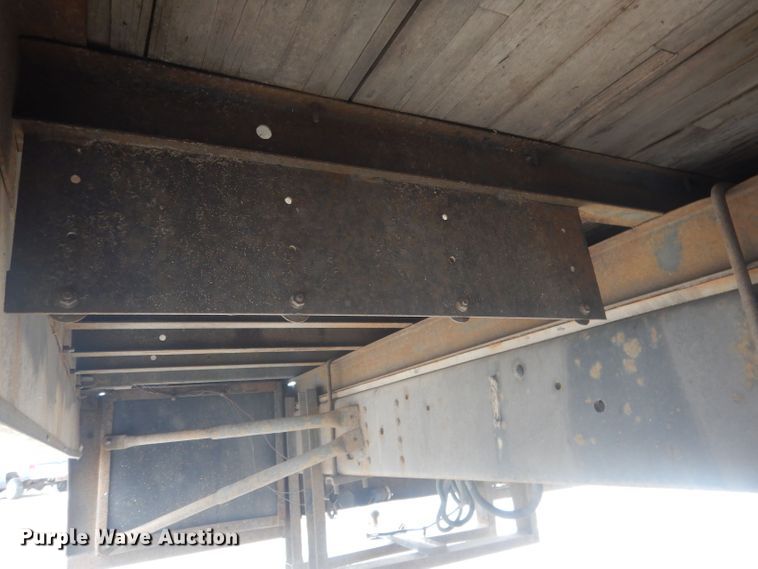 image for item HU9409 1997 Chevrolet C6500  box truck