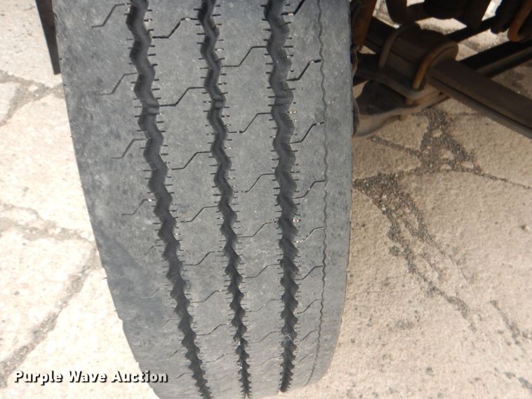 image for item HU9409 1997 Chevrolet C6500  box truck