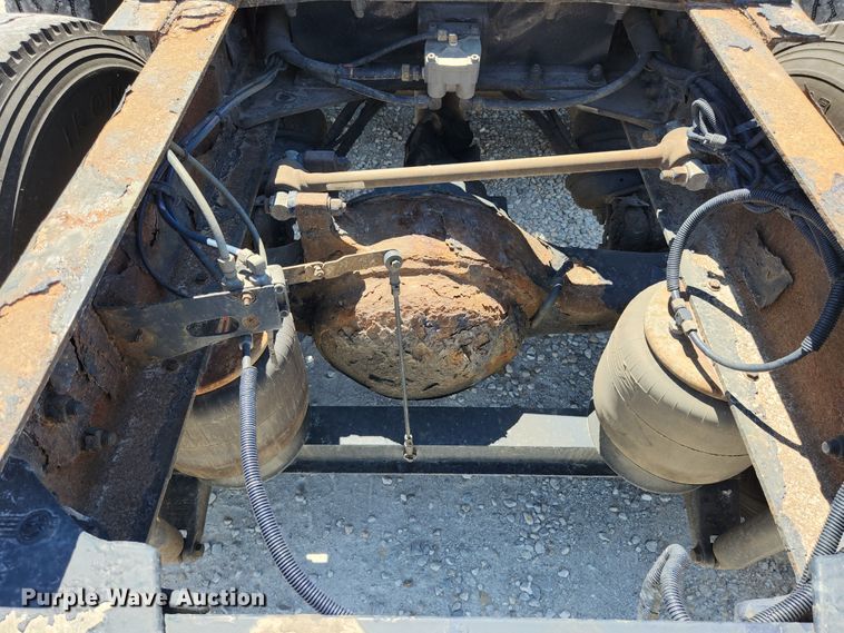 image for item JM9026 2007 Kenworth T2000  semi truck