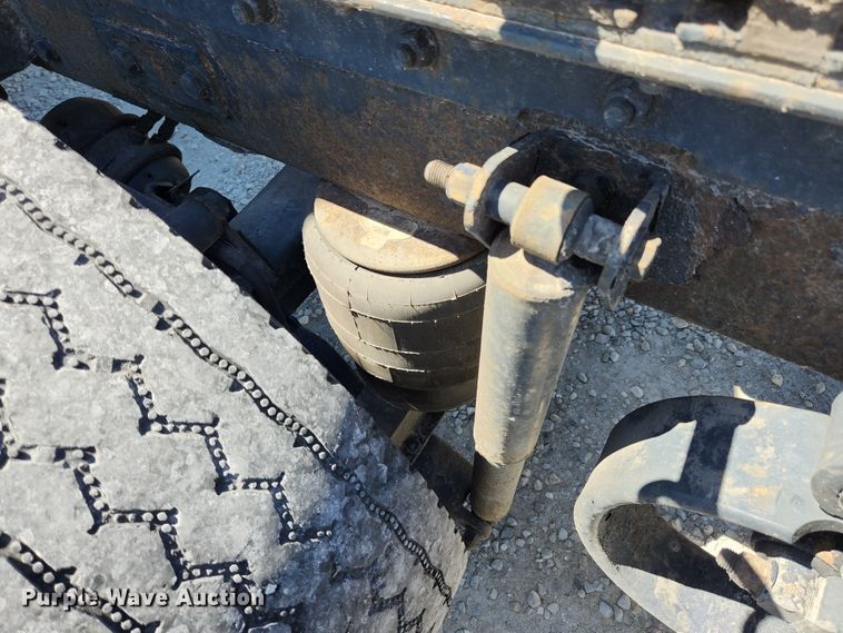 image for item JM9026 2007 Kenworth T2000  semi truck