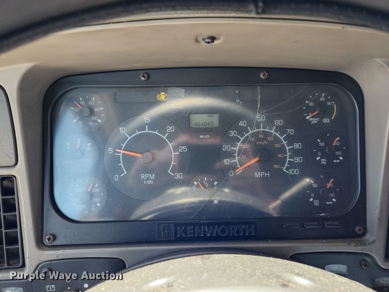 image for item JM9026 2007 Kenworth T2000  semi truck